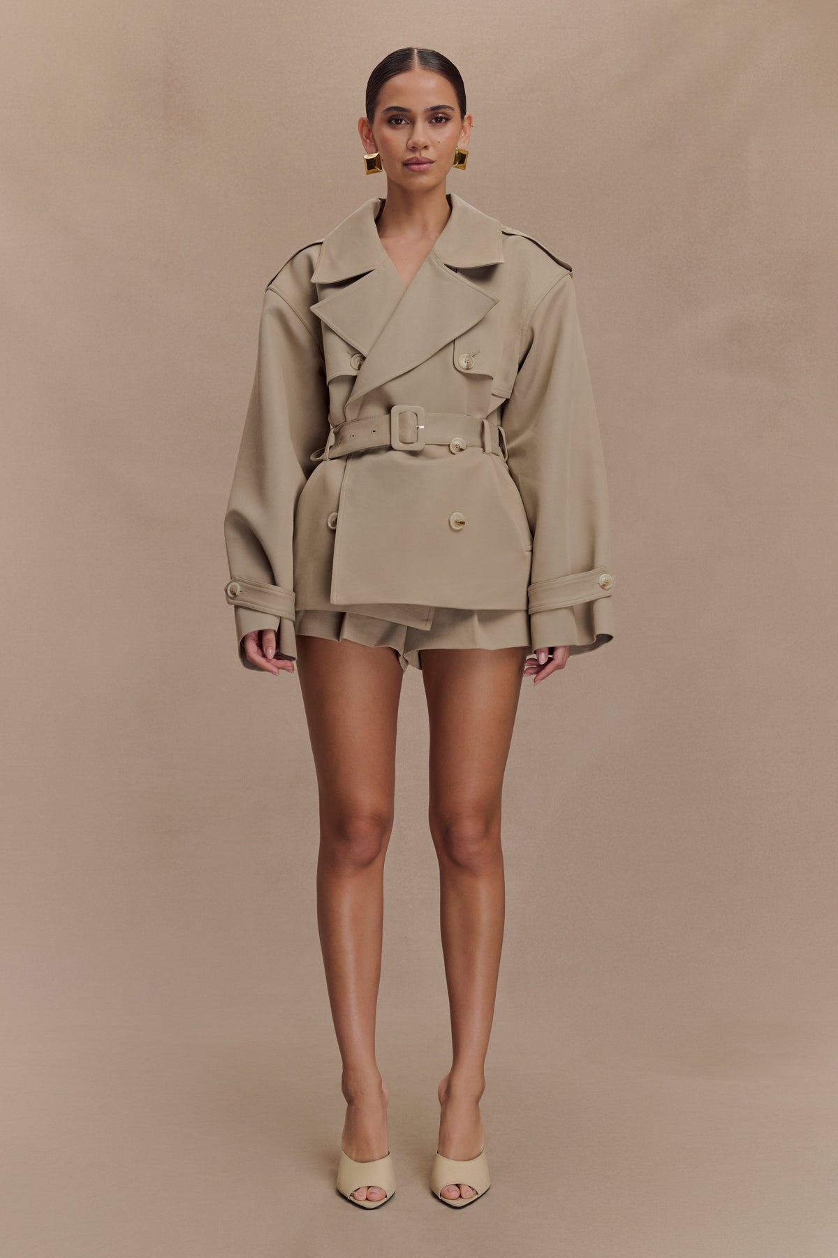 Elsje | Dames Korte Trenchcoat – Tailored Design met Ceintuur en Klassieke Details
