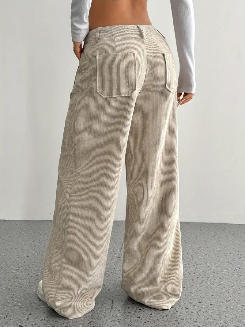 Ainsley - Makara Corduroy Broek Met Wijde Pijpen