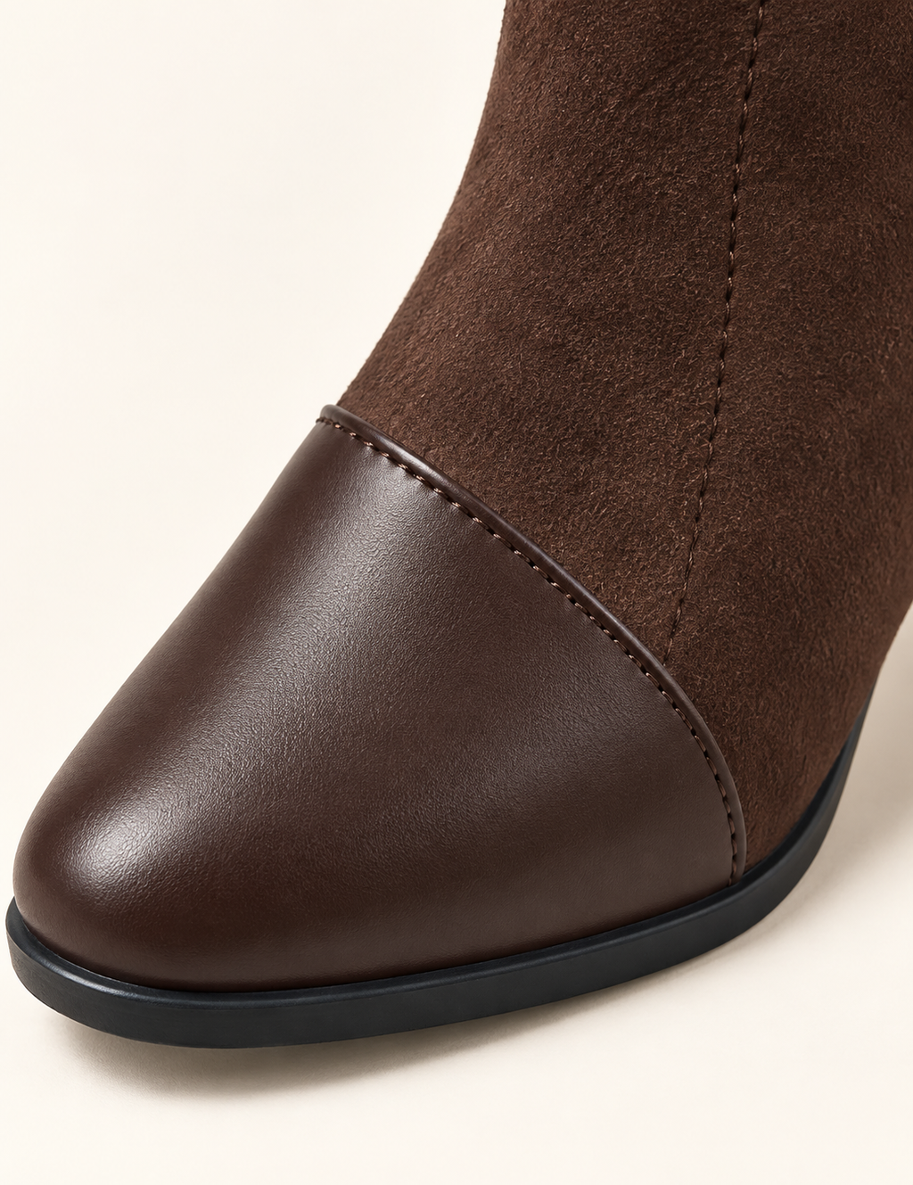 Charlotte - Elegante soklaarzen met leren accent
