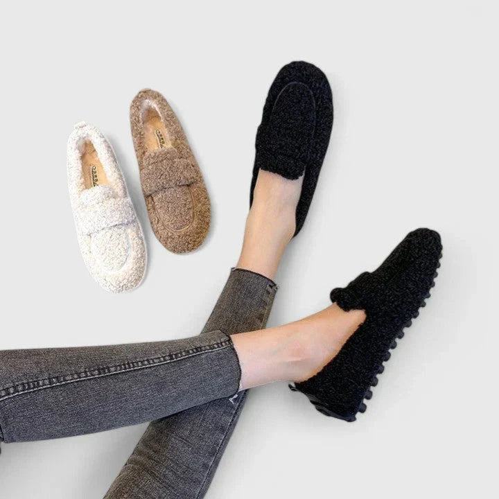 Dames Luxe Lamswollen Mocassins – Zwart, Warm en Comfortabel voor Herfst en Winter