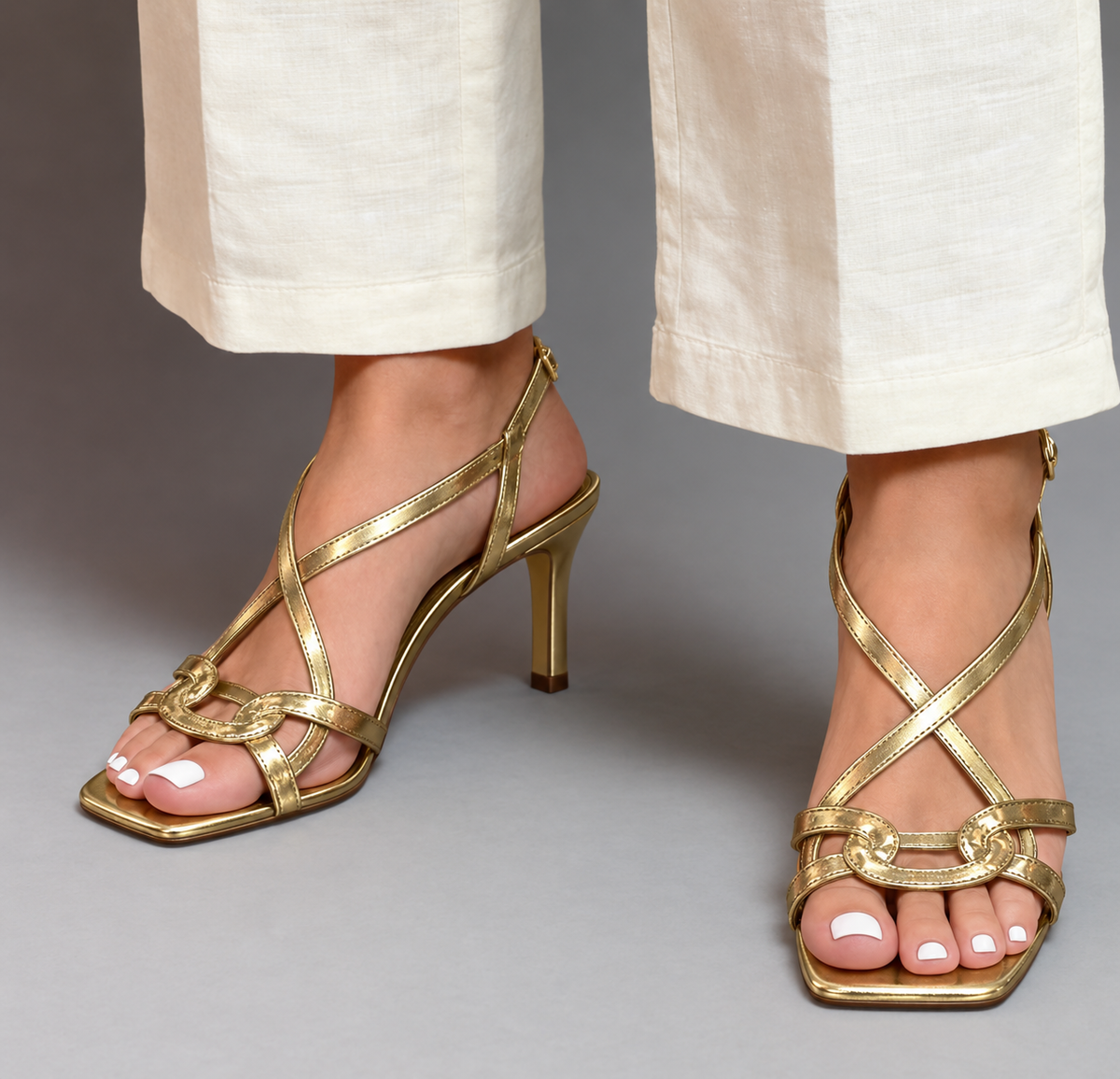Dames Sandalen met Kruisbandjes Goud Blokhak