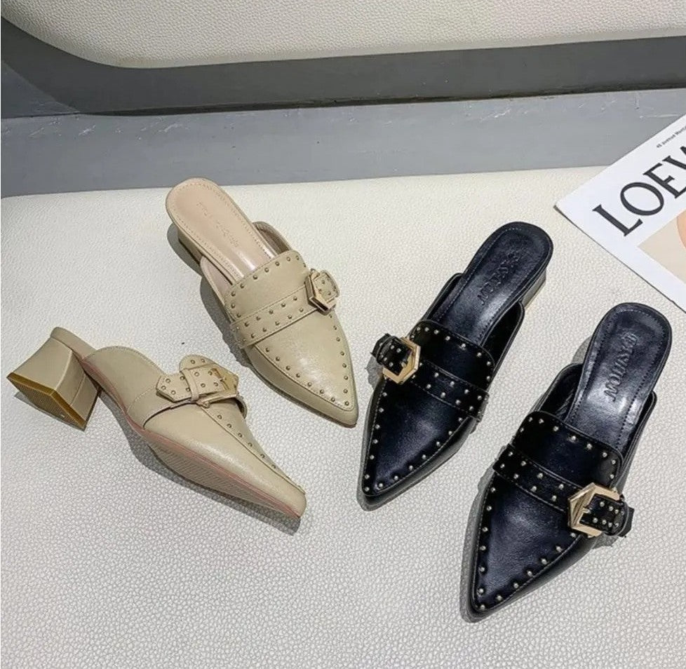 Stijlvolle Muiltjes met Lage Vierkante Hak en Studs voor Dames – Comfortabel Schoeisel voor Dagelijkse Mode – Trendy Zomerschoenen