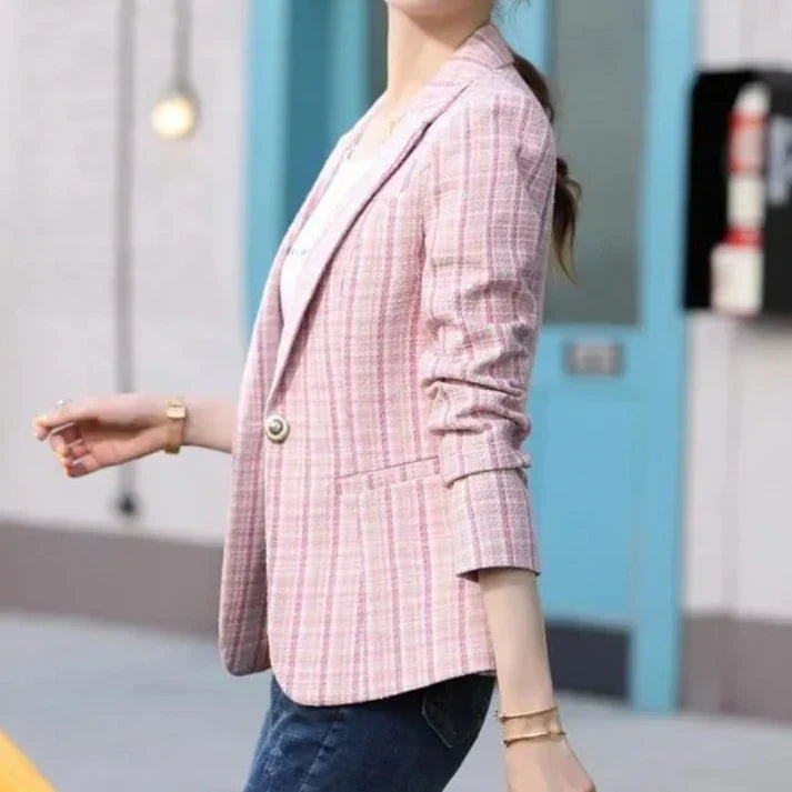 Klassieke geruite roze blazer