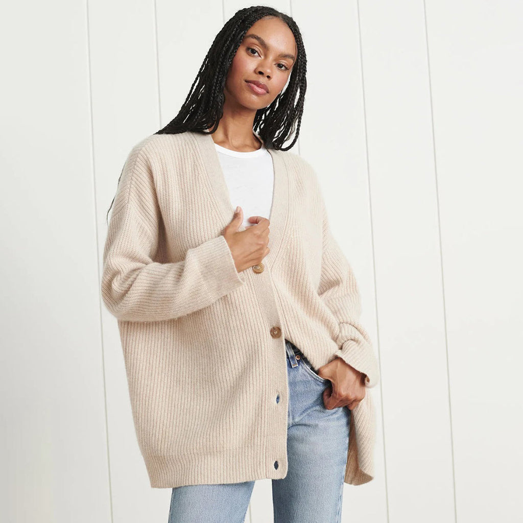 Lacey oversized vest dames | Luxe kasjmier vest met relaxte pasvorm en lichtgewicht comfort