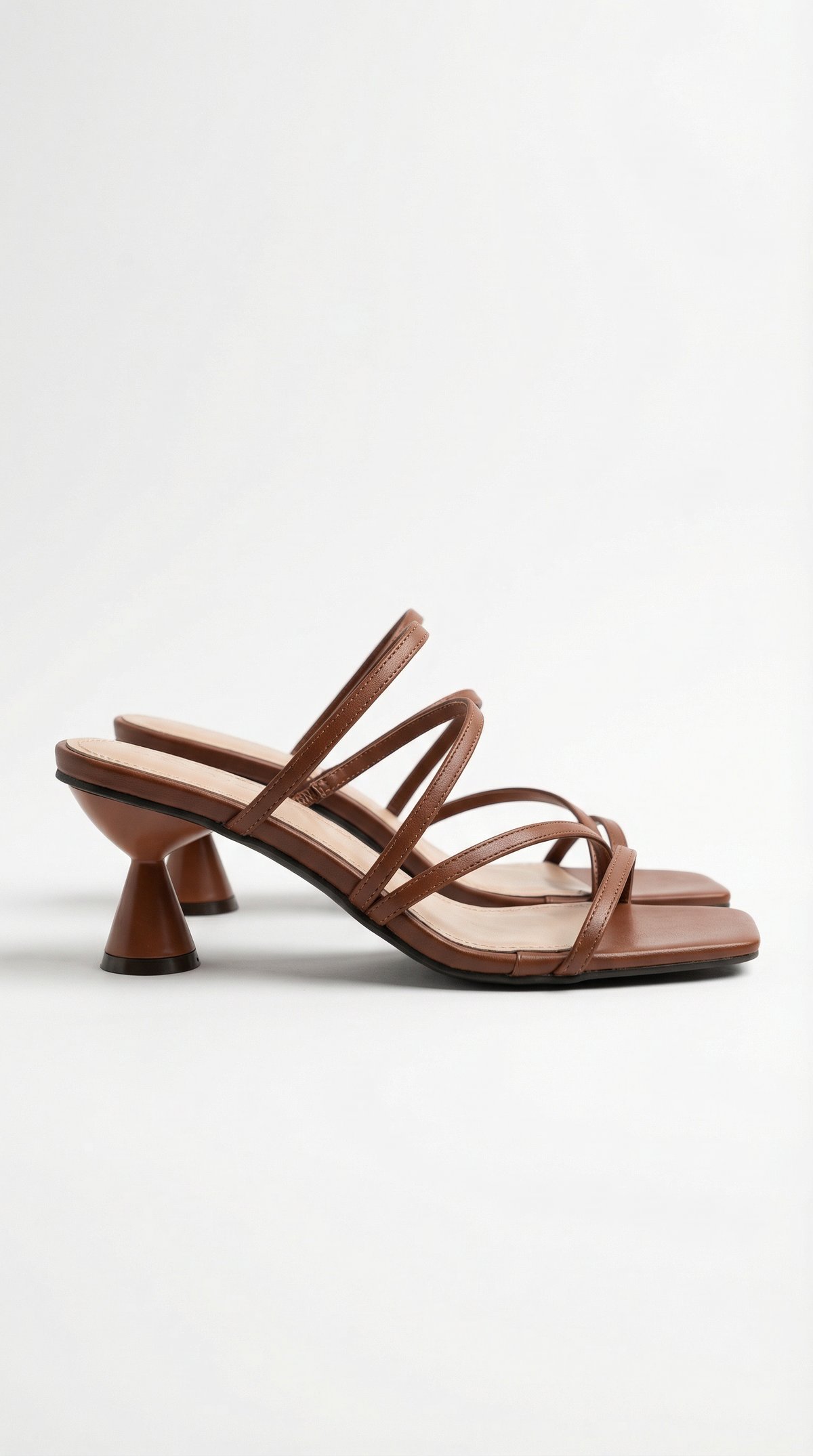 Dames Sandalen met Kitten Heel – Met Bandjes, Geschikt voor Zomer en Casual Gebruik