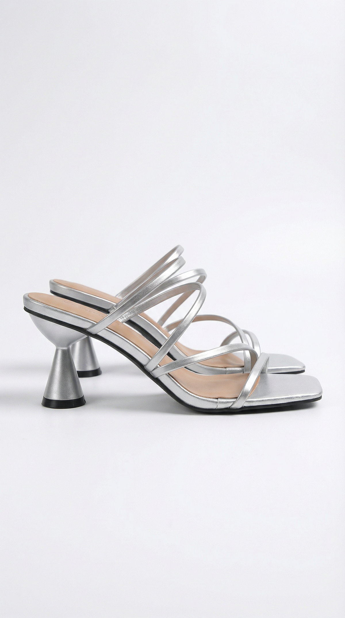 Dames Sandalen met Kitten Heel – Met Bandjes, Geschikt voor Zomer en Casual Gebruik