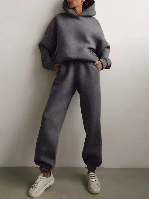 Skylar - Oversized trainingspak met capuchon