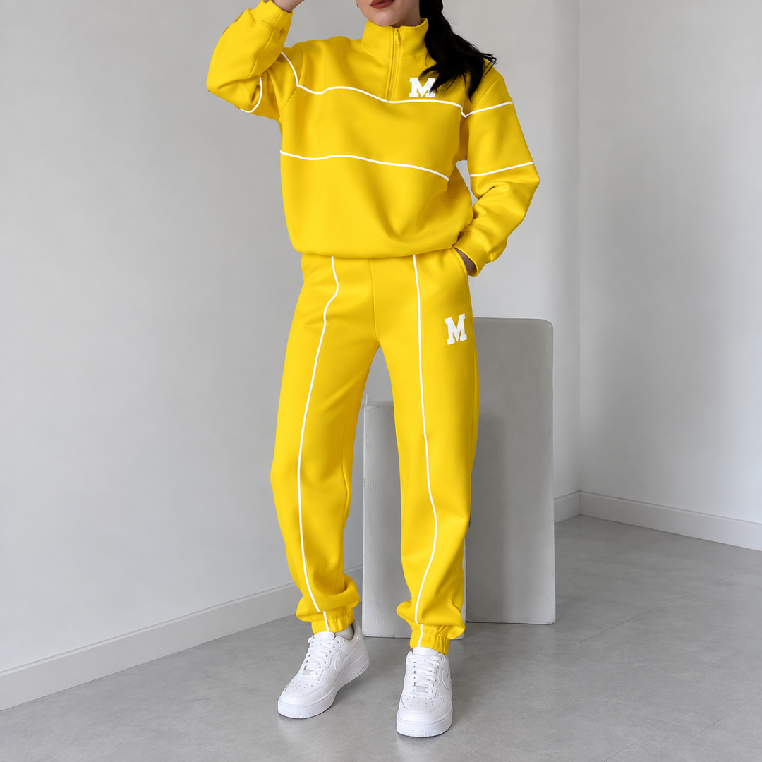 Megan Tracksuit | Dames trainingspak met halve rits en varsity-stijl